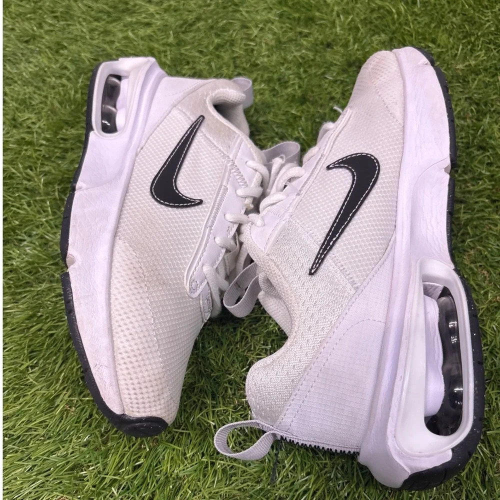 Nike‎ Air Max Motif Kids 4Y White Good Athletic Sneakers DH9393-101